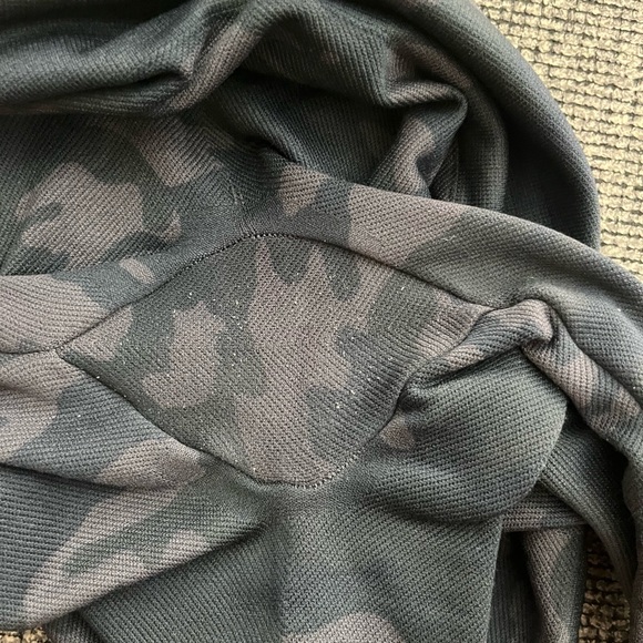 Spanx Camo Leggings - Picture 4 of 5